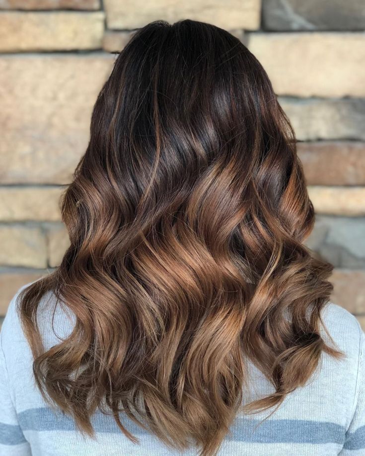 Shatush em cabelo comprido escuro