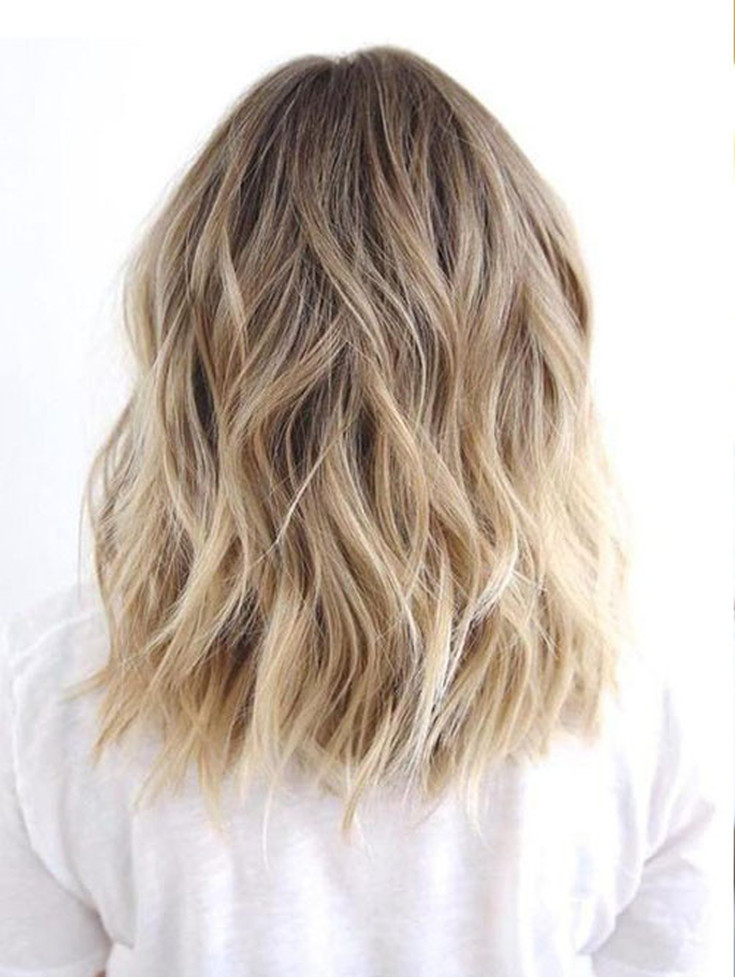 (+201 fotos) Balayage em cabelo castanho claro de comprimento médio