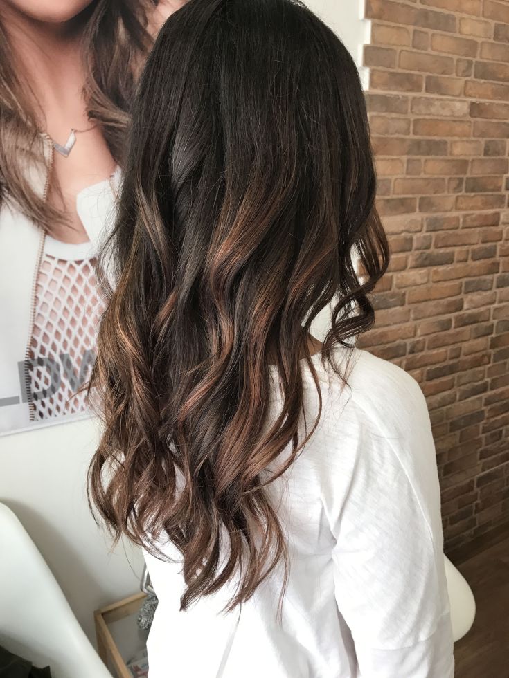 Shatush em cabelo comprido escuro