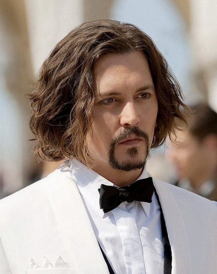 Cascata de corte de cabelo masculino