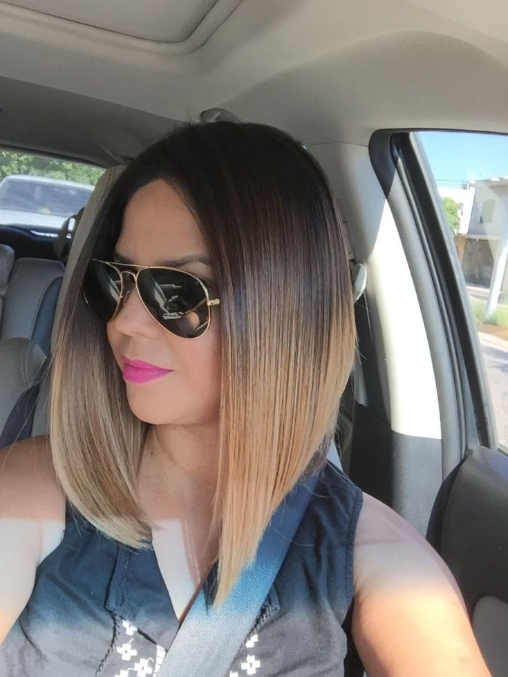 Shatush em um quadrado com alongamentos