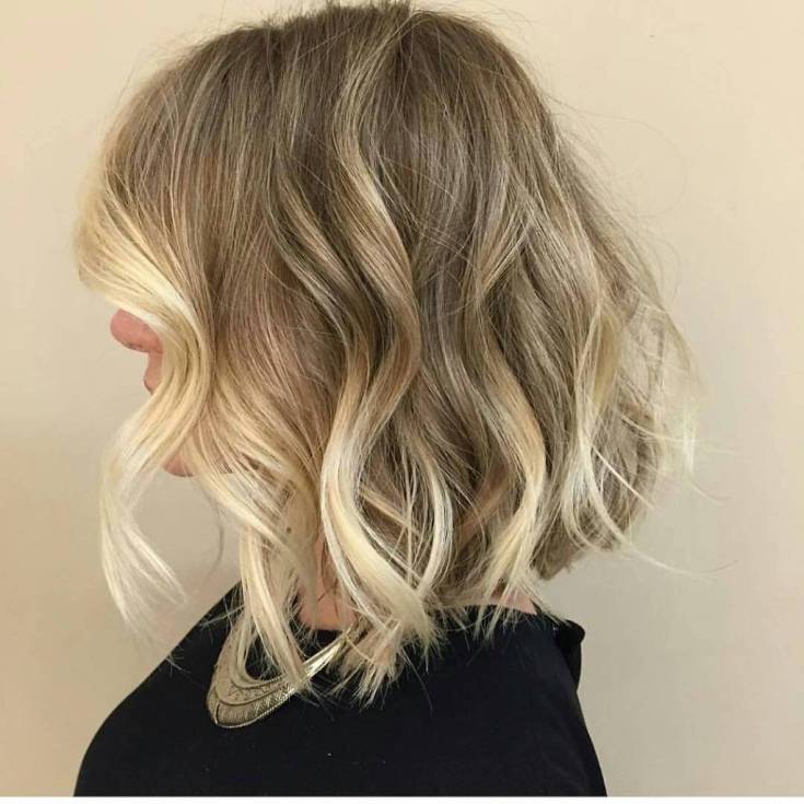 Shatush em um quadrado com alongamentos