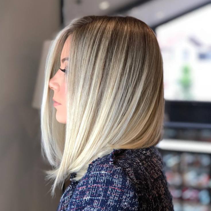 Shatush em um quadrado com alongamentos