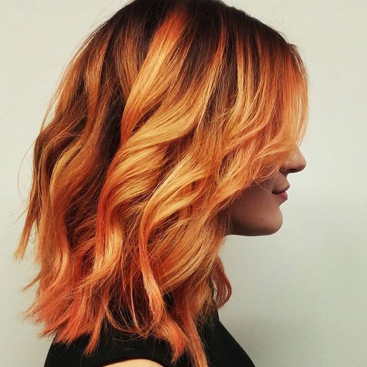 (+201 fotos) Balayage em cabelo castanho claro de comprimento médio