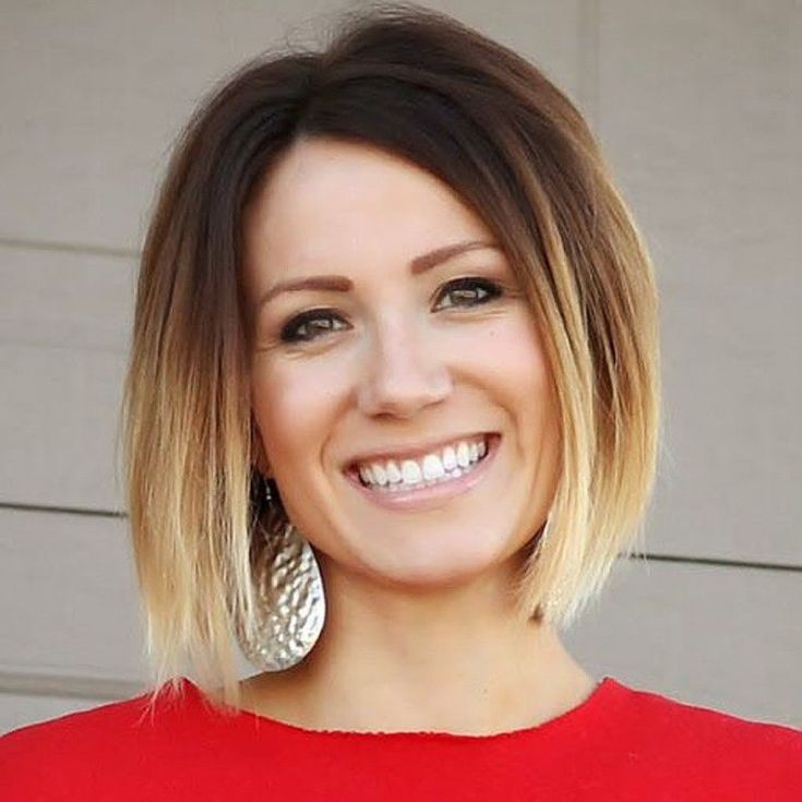 Ombre em um bob square com uma extensão de 305 fotos