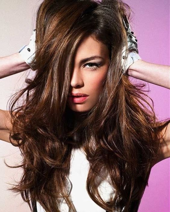 Corte de cabelo feminino italiano para cabelo comprido