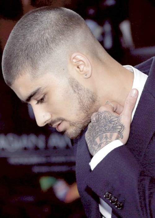 Corte de cabelo moderno César e suas características