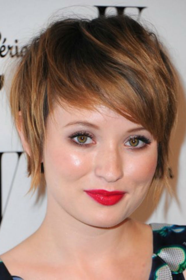 Penteados para um rosto redondo e cheio de queixo duplo