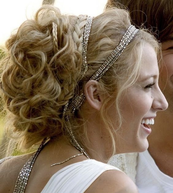 Penteados formais com faixa para a cabeça