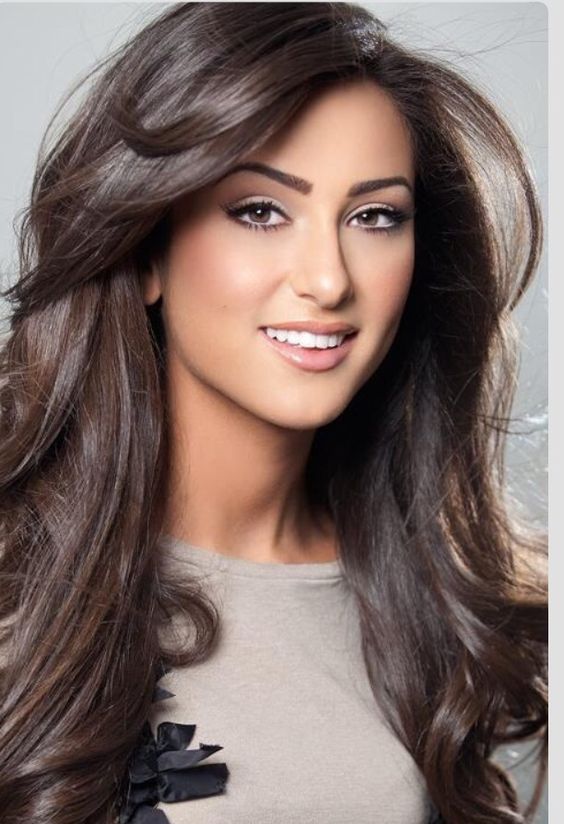 Rapsódia de corte de cabelo para cabelos longos