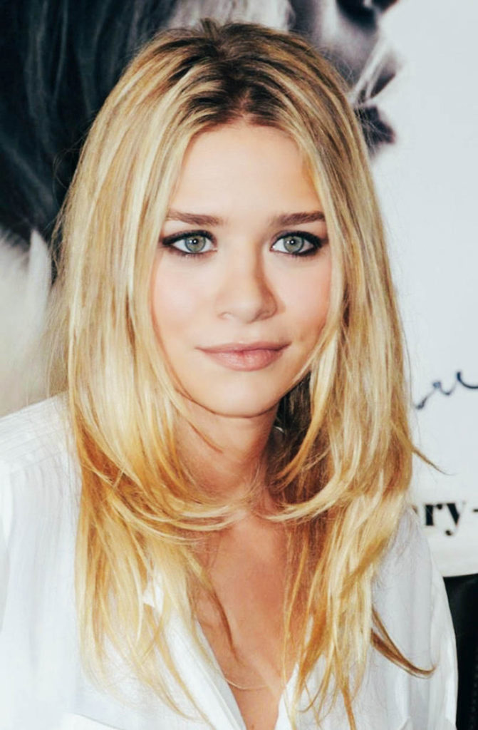 (+180 foto) Cascata de corte de cabelo para um rosto redondo