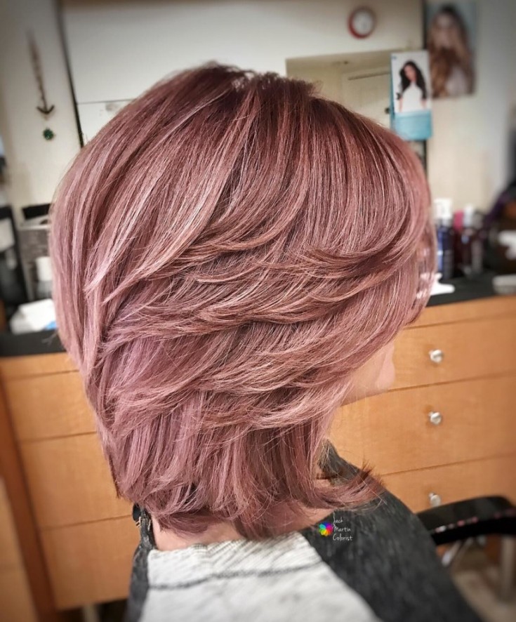 (+135 fotos) Cascata graduada para cabelos médios