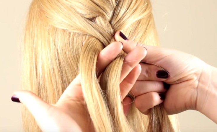 Penteados tópicos simples para cabelos preguiçosos de médio a longo