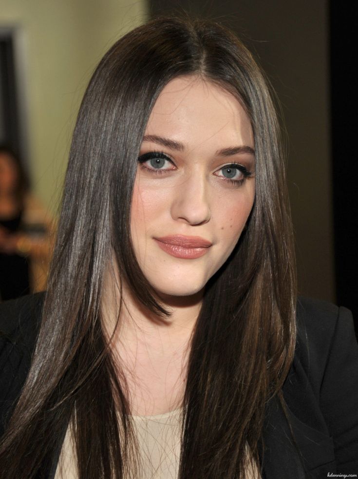 Foto colorida de cabelo loiro escuro