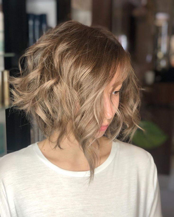 Cabelo castanho claro para cabelo curto