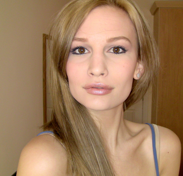 (+150 foto) Cabelo claro para olhos castanhos