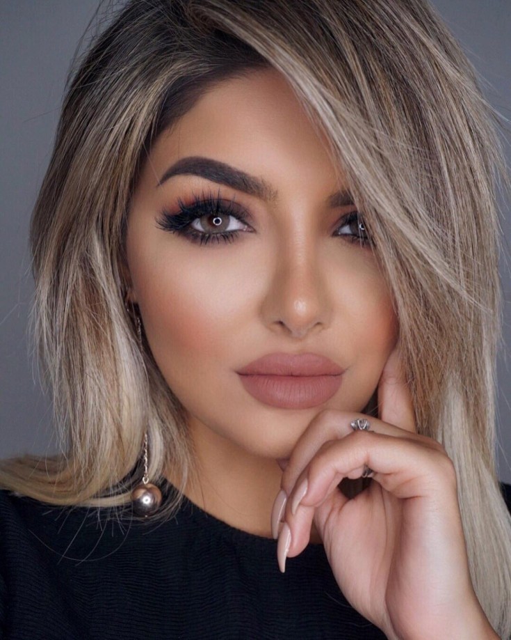 (+150 foto) Cabelo claro para olhos castanhos