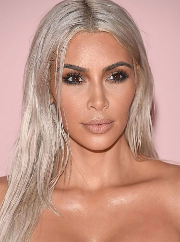 (+150 foto) Cabelo claro para pele escura