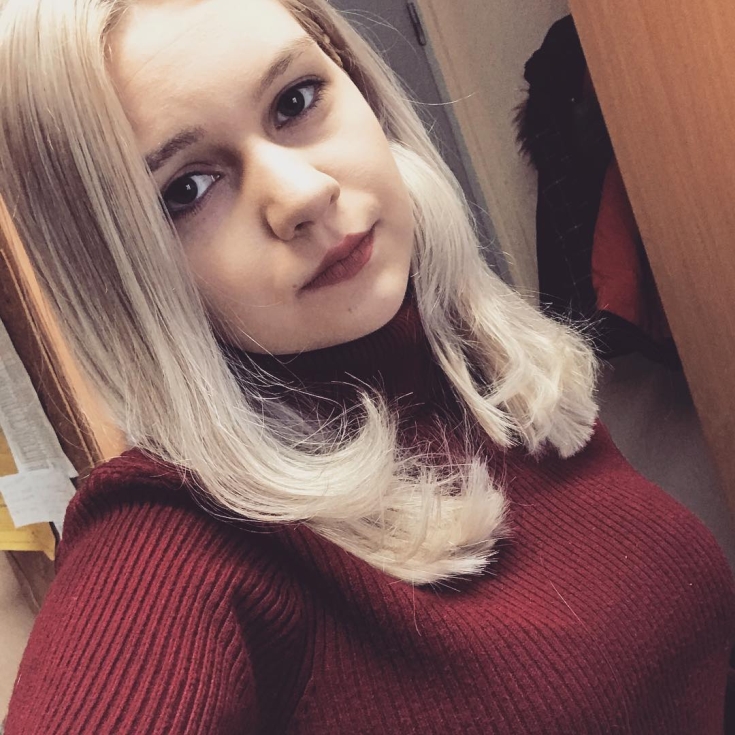 Cabelo claro para olhos castanhos