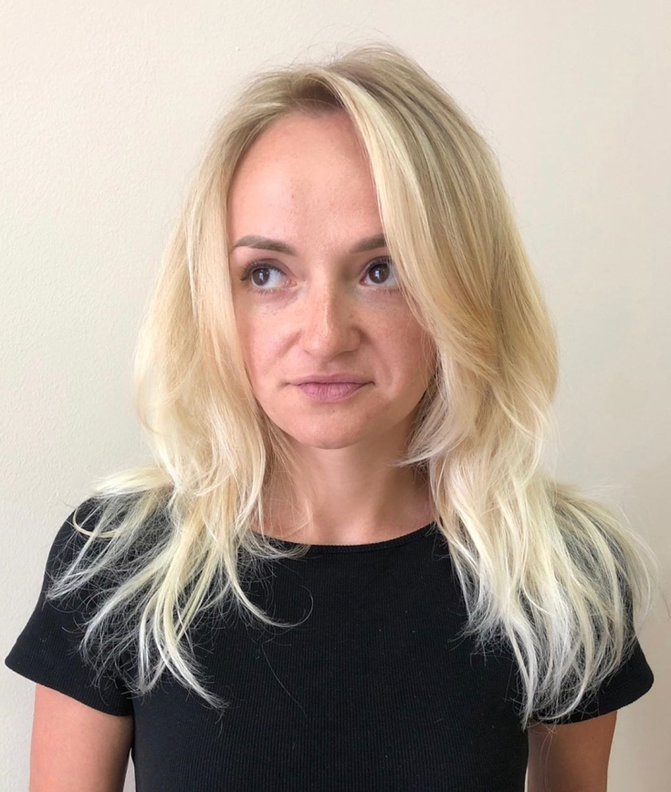 Cabelo claro para olhos castanhos