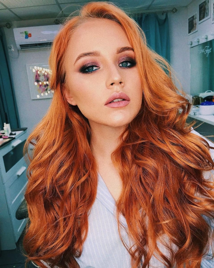 Cabelo ruivo para olhos azuis