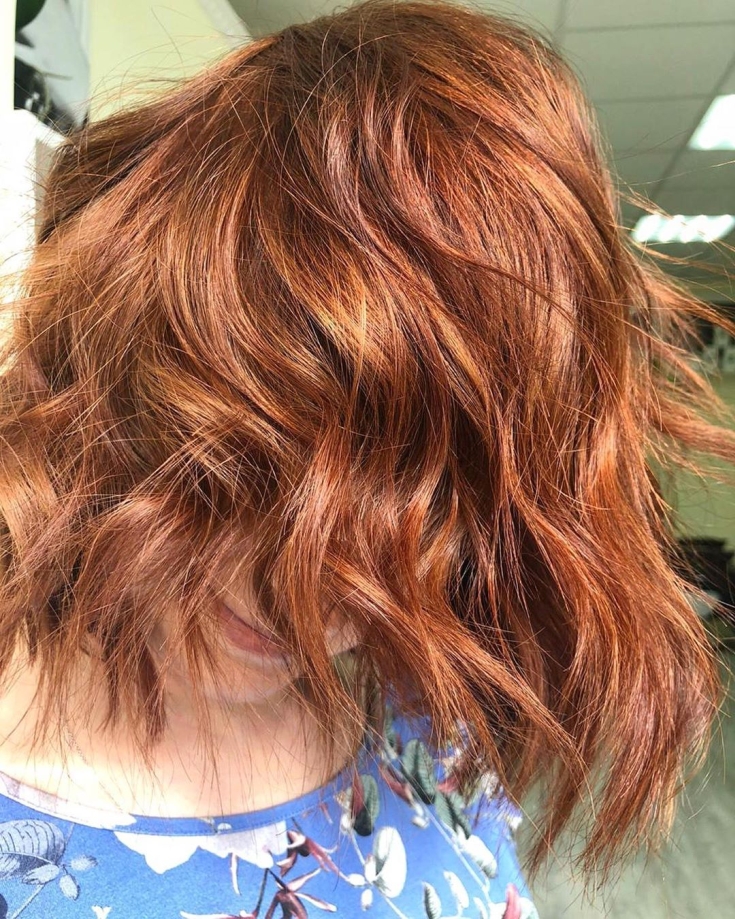 Cabelo castanho caramelo