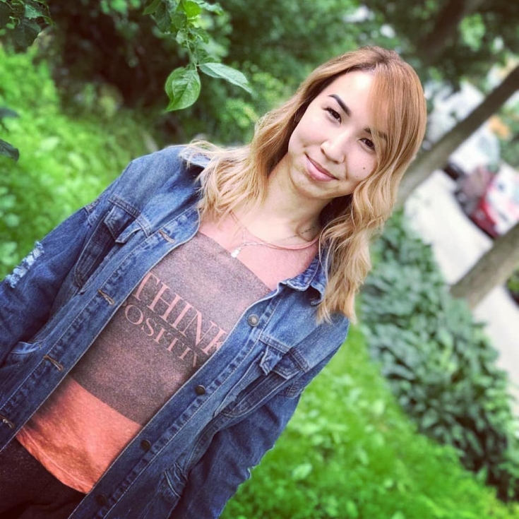 Cabelo claro para olhos castanhos