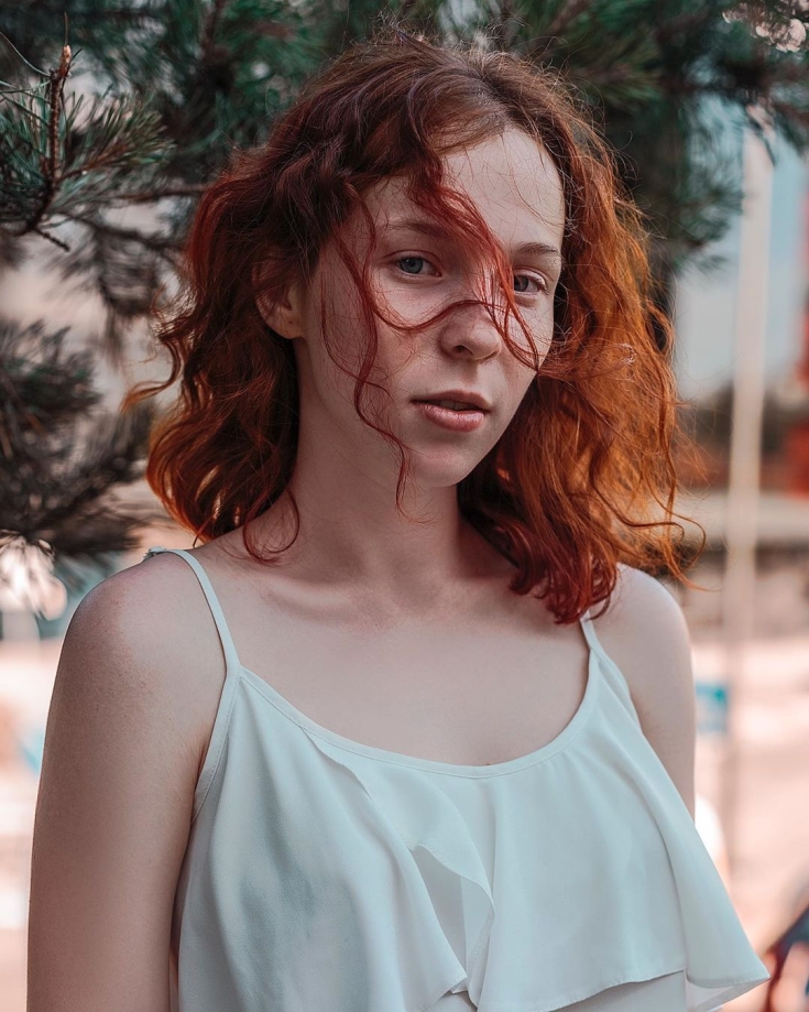 Cabelo ruivo para olhos azuis