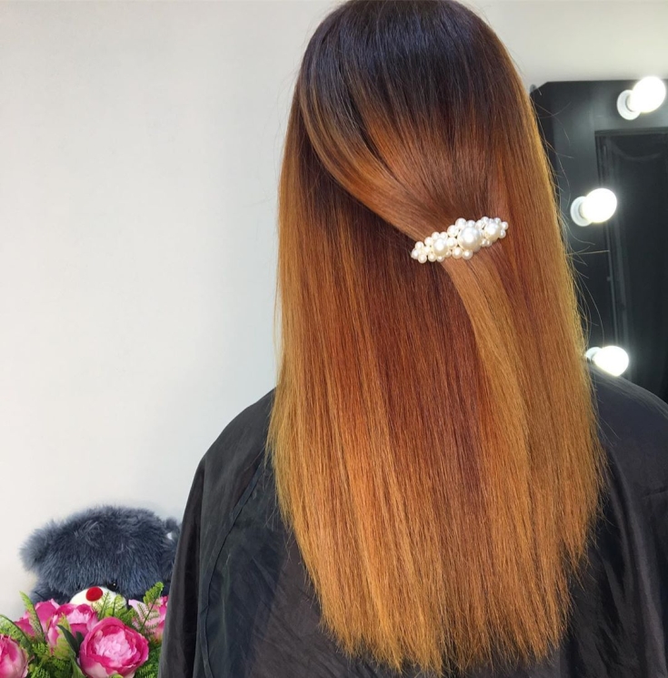 Cabelo preto e ruivo