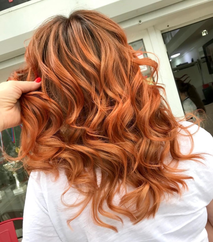 Cabelo castanho claro