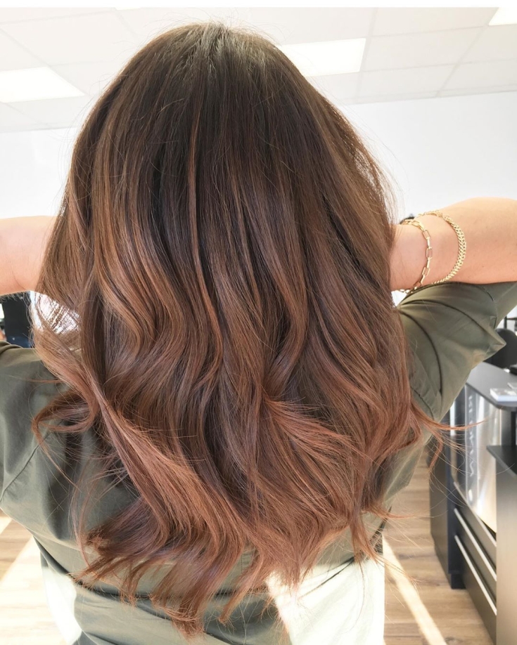 Cabelo castanho claro