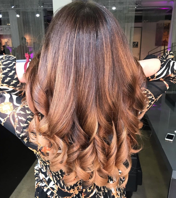 Cabelo castanho claro