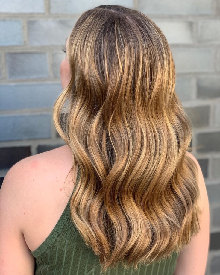 Cabelo castanho claro