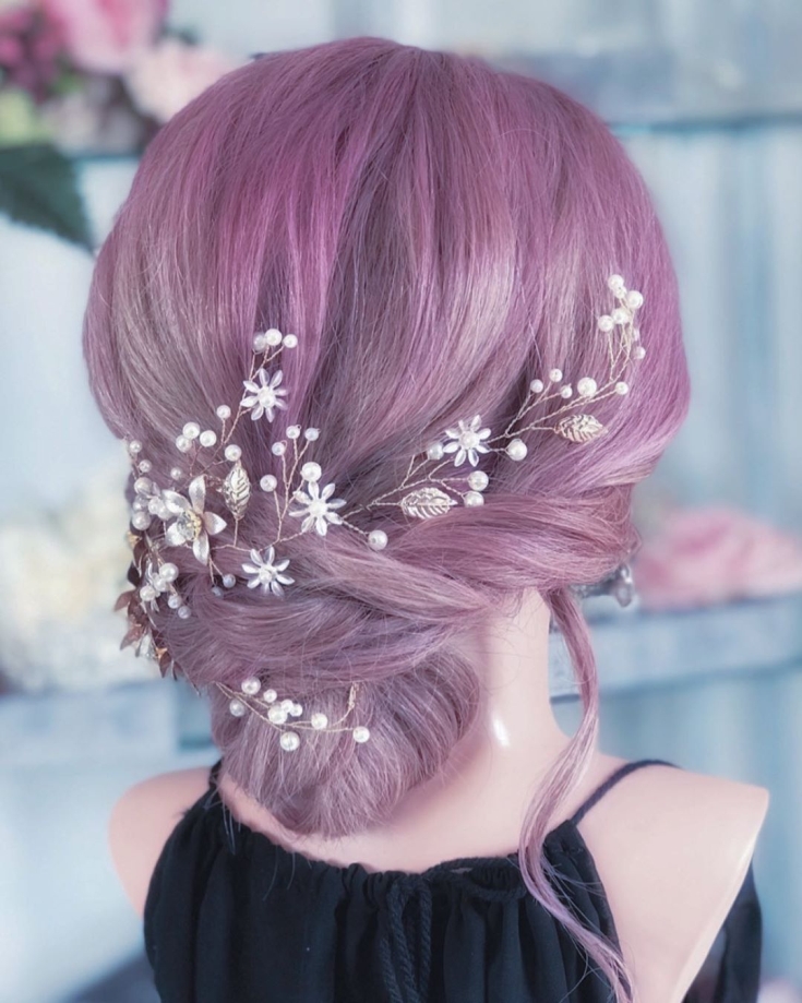 Cabelo rosa acinzentado