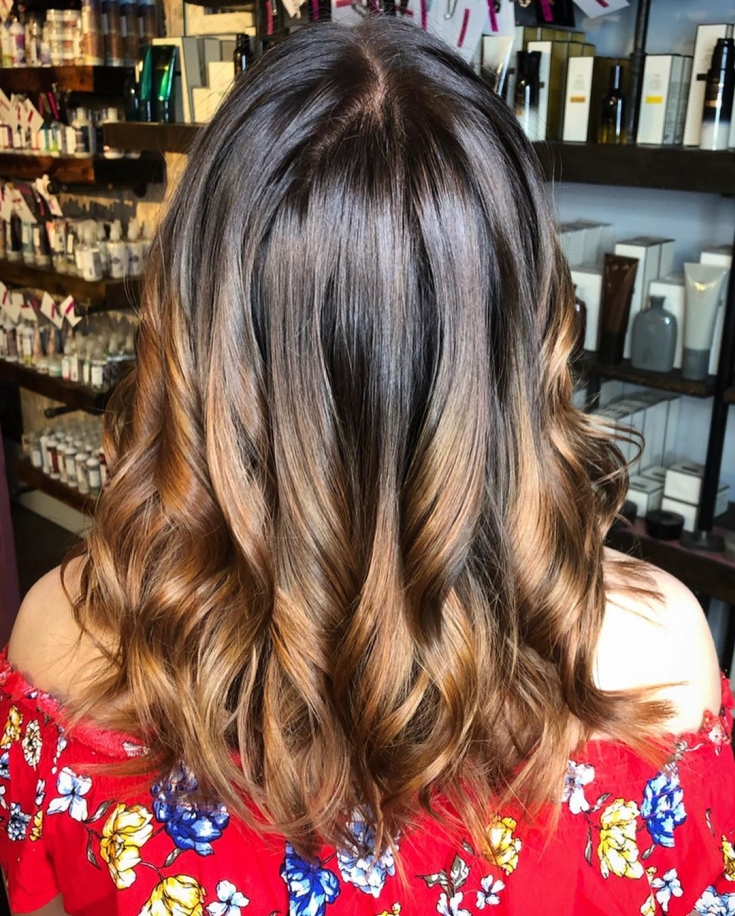 Cabelo castanho claro