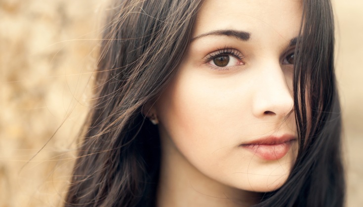 (+150 foto) Cabelo claro para olhos castanhos