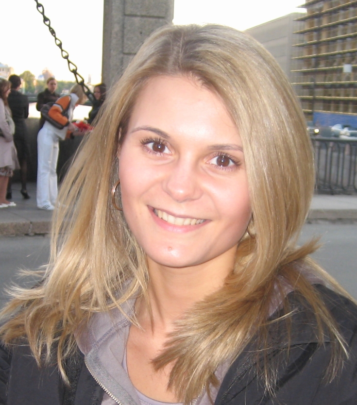 Cabelo claro para olhos castanhos