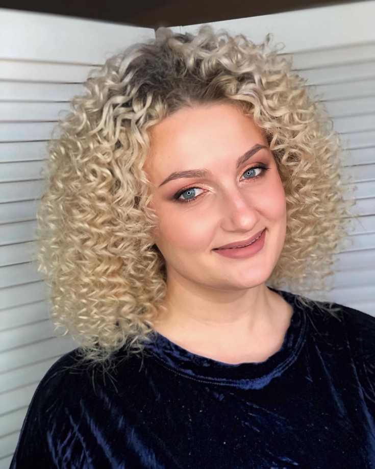 Corte de cabelo para cabelos médios, tendências da moda outono