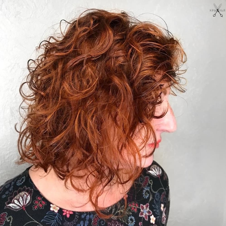 Corte de cabelo para cabelos médios, tendências da moda outono