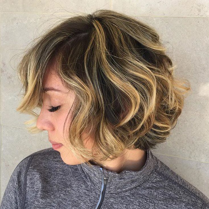 (+125 fotos) Corte de cabelo arrepiante para cabelo curto e escuro