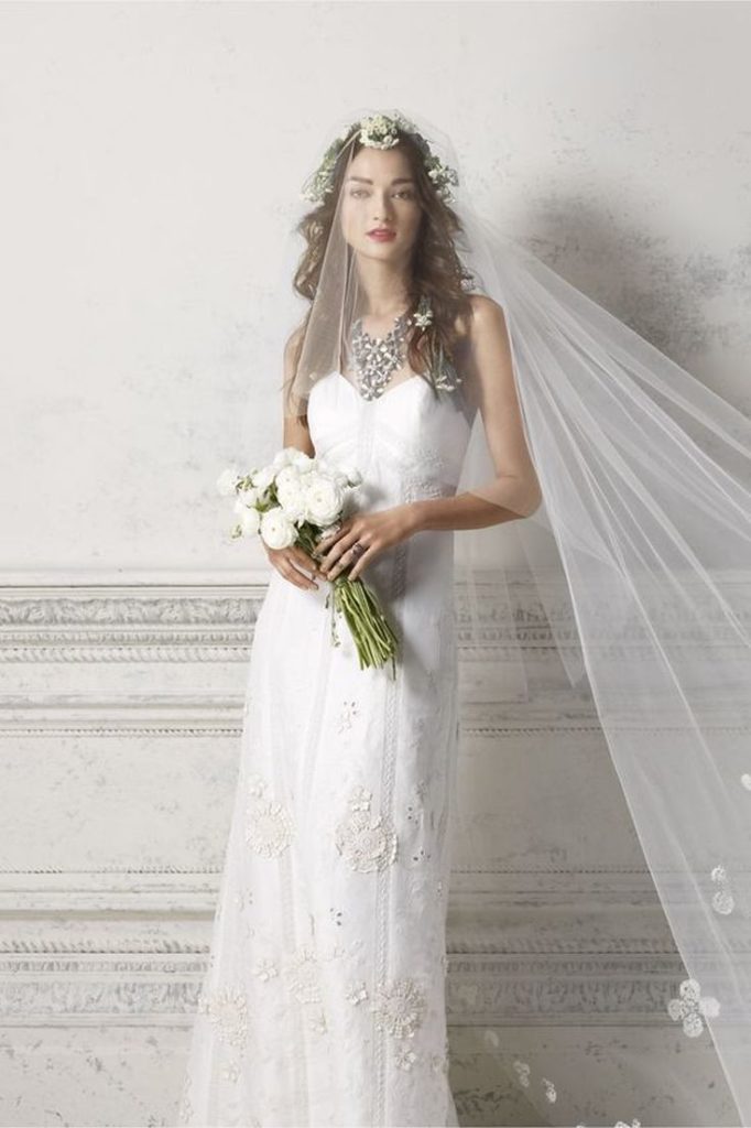 (+240 fotos) Penteados de casamento para cabelos longos com véu