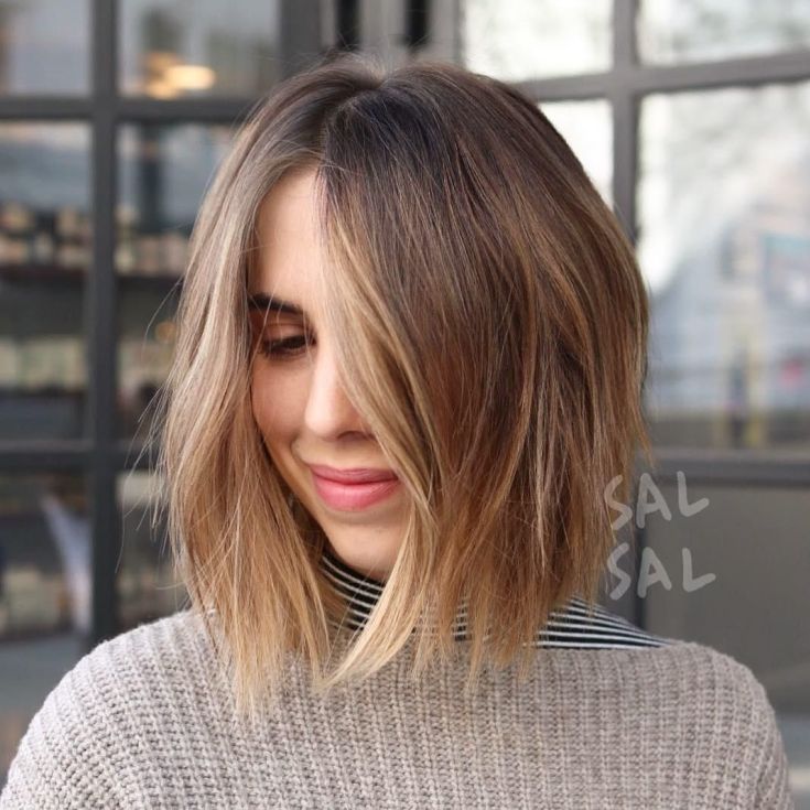 (+125 fotos) Corte de cabelo arrepiante para cabelo curto e escuro