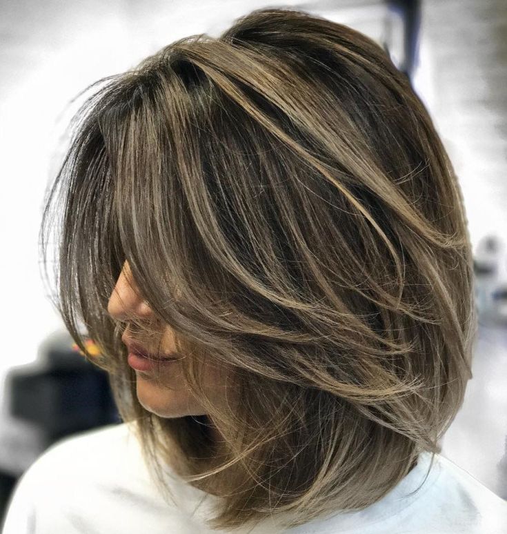 (+125 fotos) Corte de cabelo arrepiante para cabelo curto e escuro
