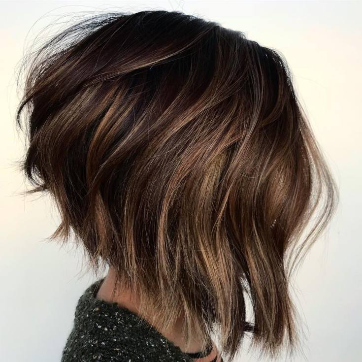 (+125 fotos) Corte de cabelo arrepiante para cabelo curto e escuro