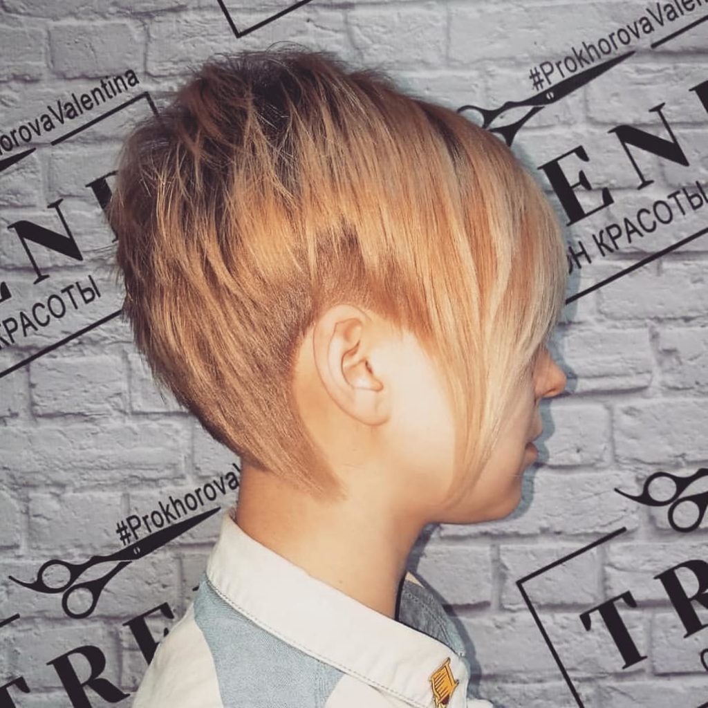 Cortes de cabelo muito curtos e elegantes para mulheres