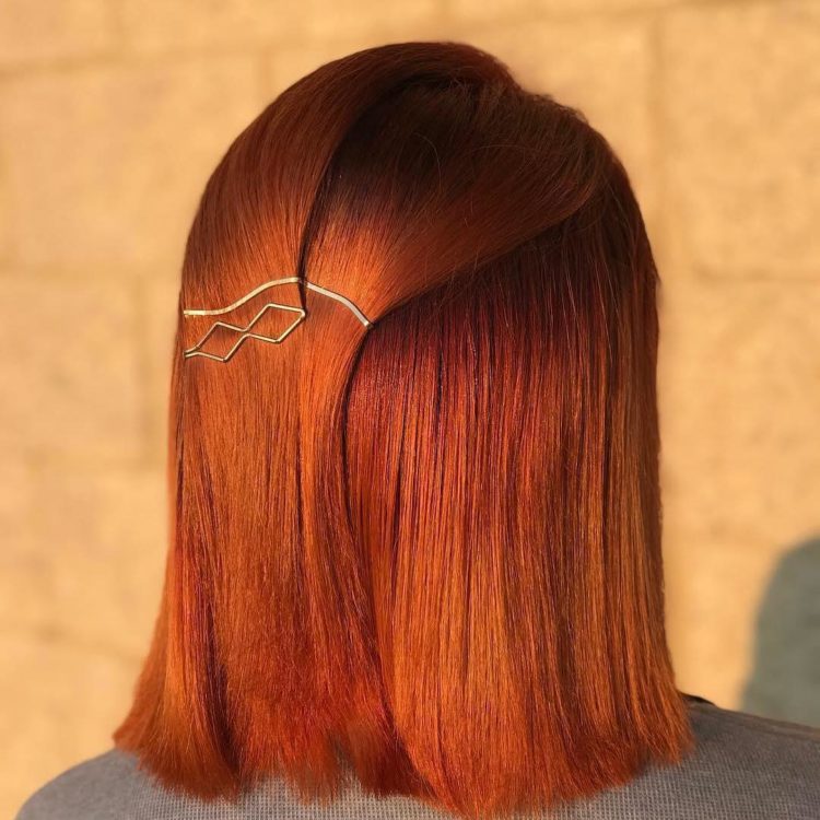 Coloração elegante em cortes de cabelo bob para cabelos escuros e claros