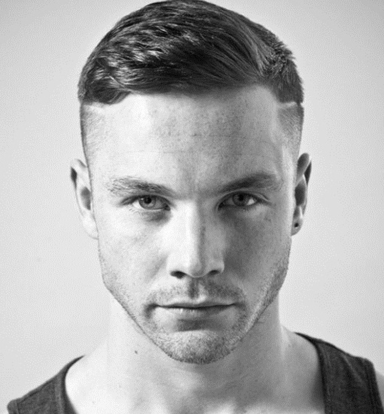 Cortes de cabelo masculinos com têmporas raspadas com nomes e exemplos