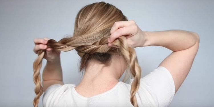 Penteados altos para cabelos longos