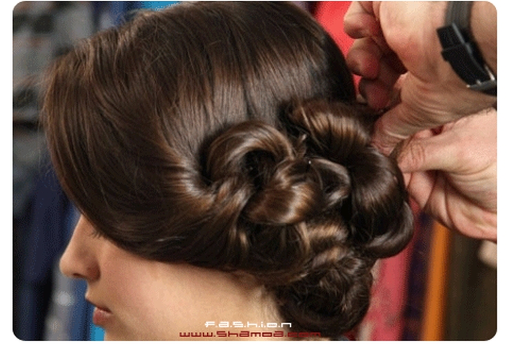 Penteados altos para cabelos longos