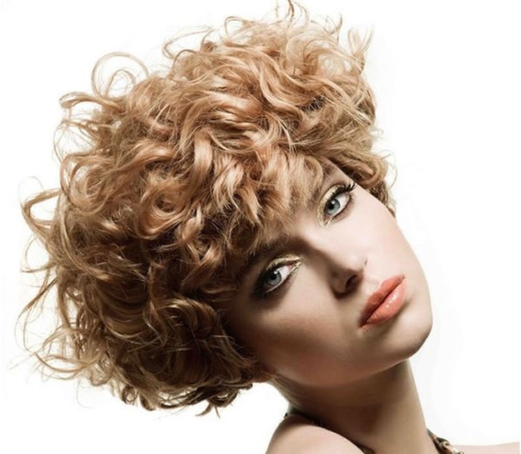 Cachos para cabelo curto